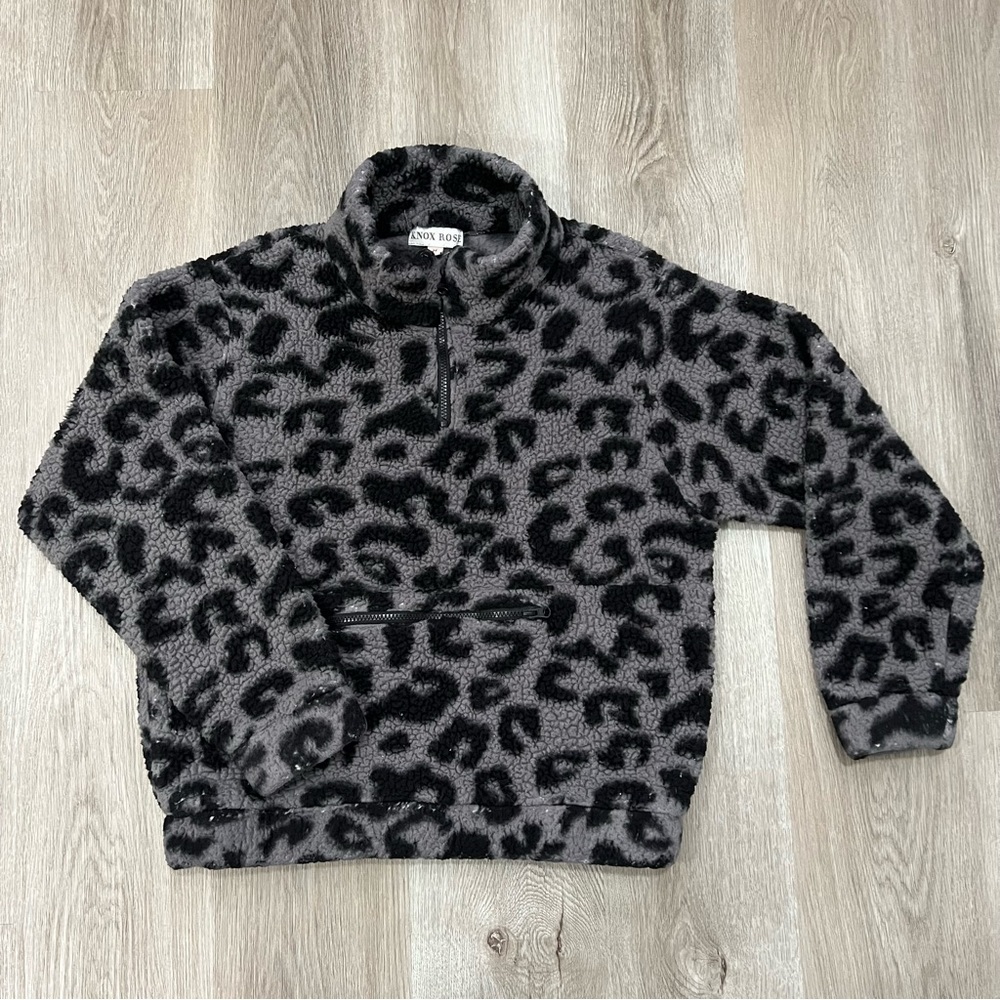 Fuzzy Fleece-like Warm Pull-Over Jacket - 3/4 Zip - Cheetah Leopard Print